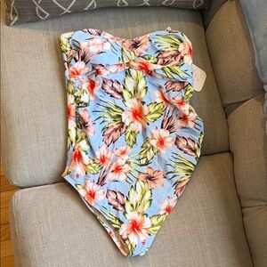 NWT Maternity Bathing Suit Size Small